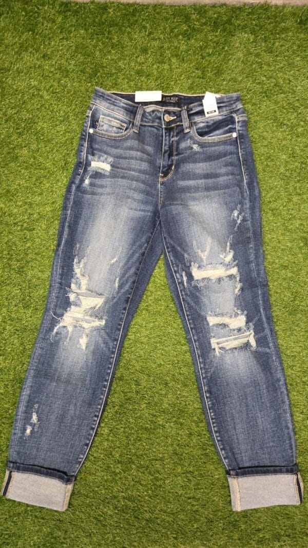 Judy Blue Mid-rise Cuffed Destroy Boyfriend Style