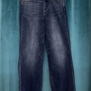 Judy Blue V Front 90s straight Fit Jean